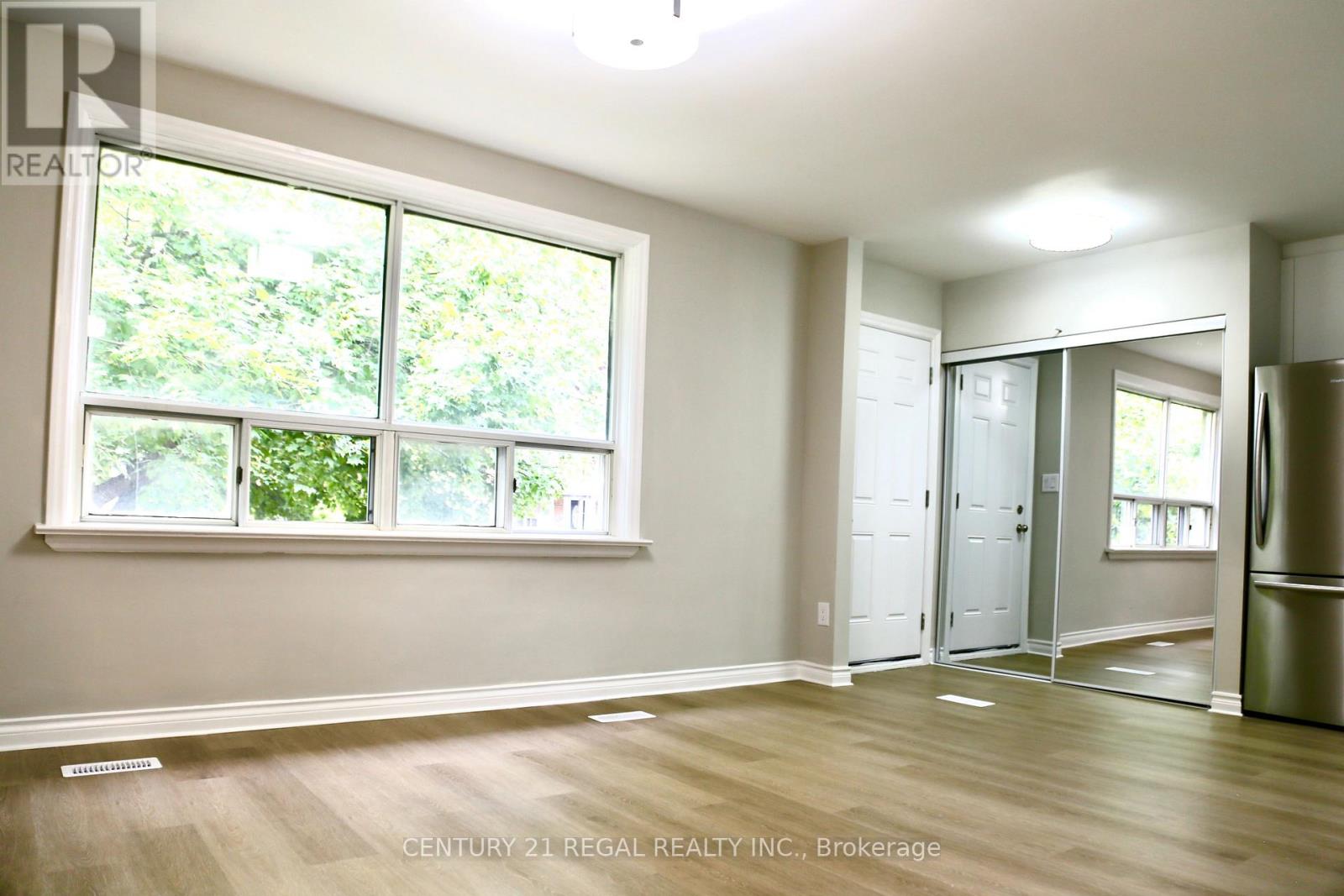 987 Victoria Park Avenue, Toronto, ON photo 6