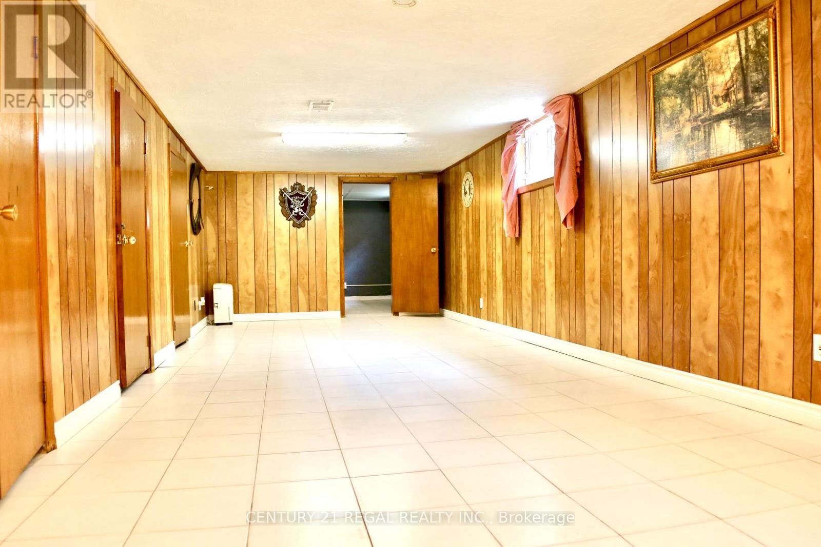 987 Victoria Park Avenue, Toronto, ON photo 8