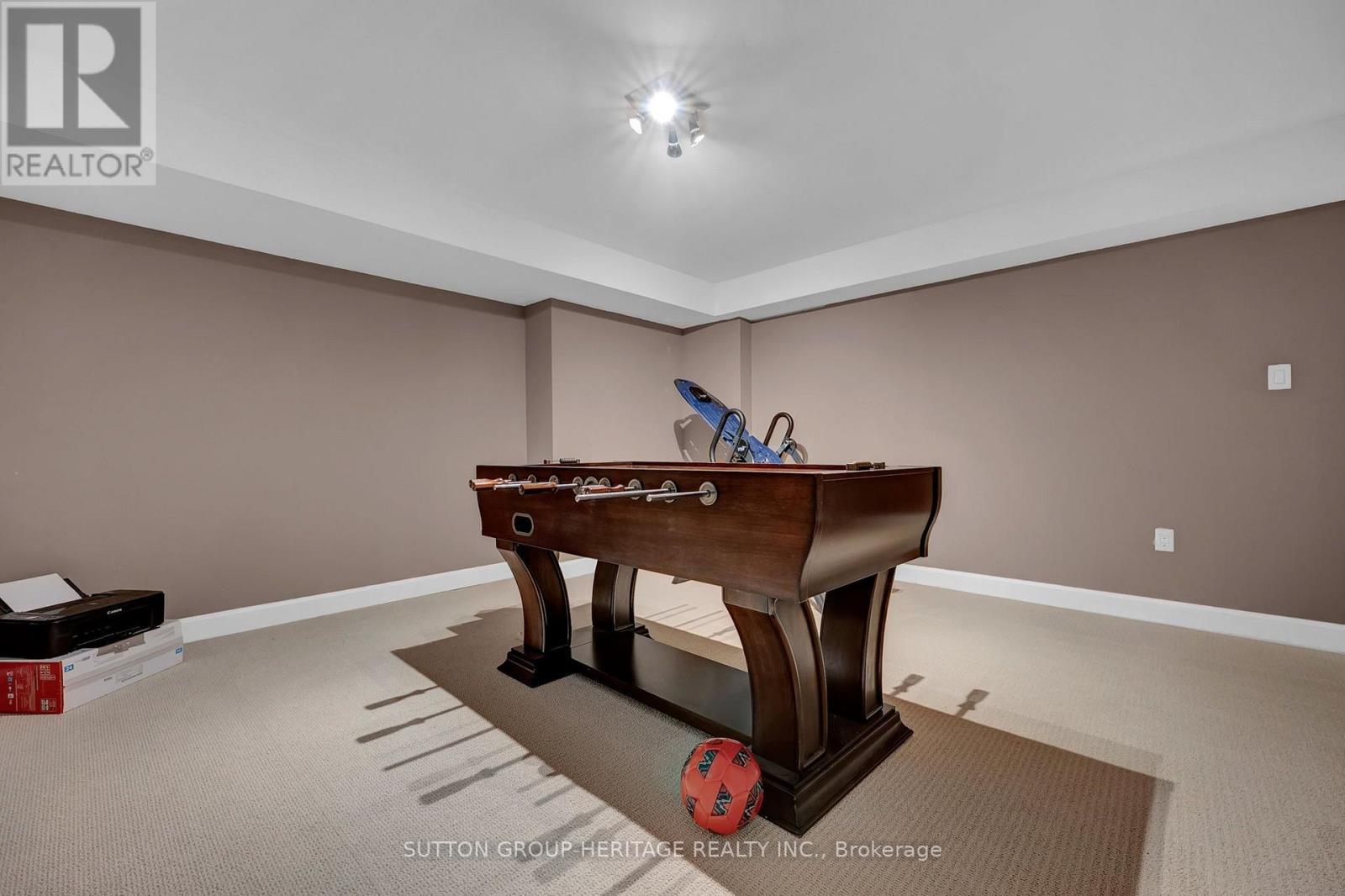 25 Charterhouse Drive, Whitby, ON photo 39