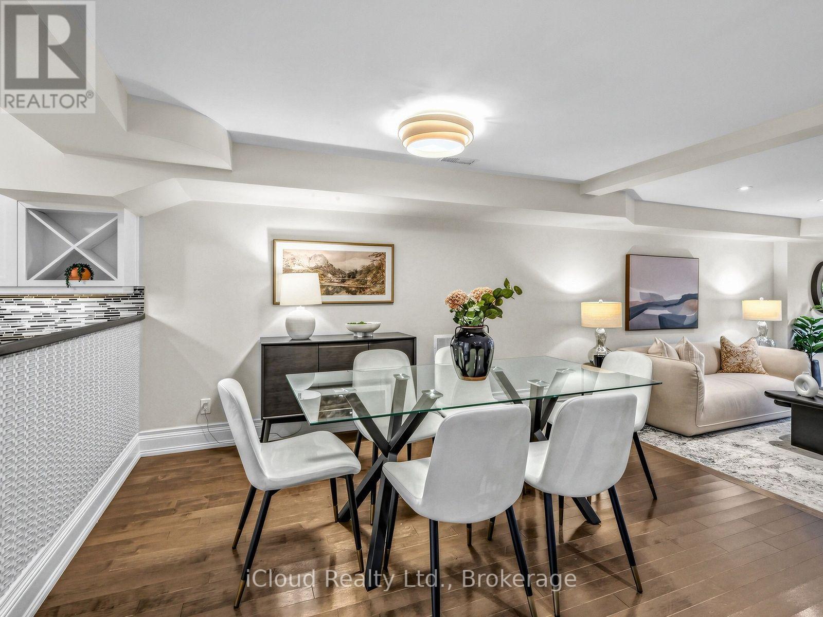 54 Arundel Avenue, Toronto, ON photo 16