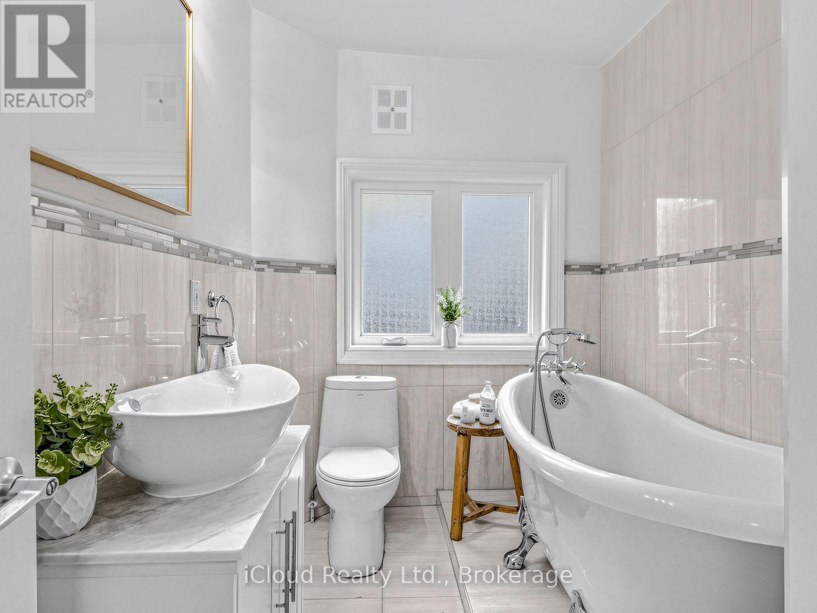 54 Arundel Avenue, Toronto, ON photo 34