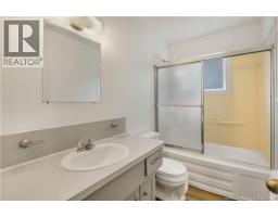 49 Berwick Street, Fredericton, NB E3A4Y2 Photo 14