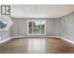 Living room - 49 Berwick Street, Fredericton, NB E3A4Y2 Photo 9