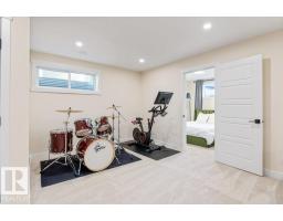 9056 Shaw Wy Sw, Edmonton, AB T6X0S3 Photo 36