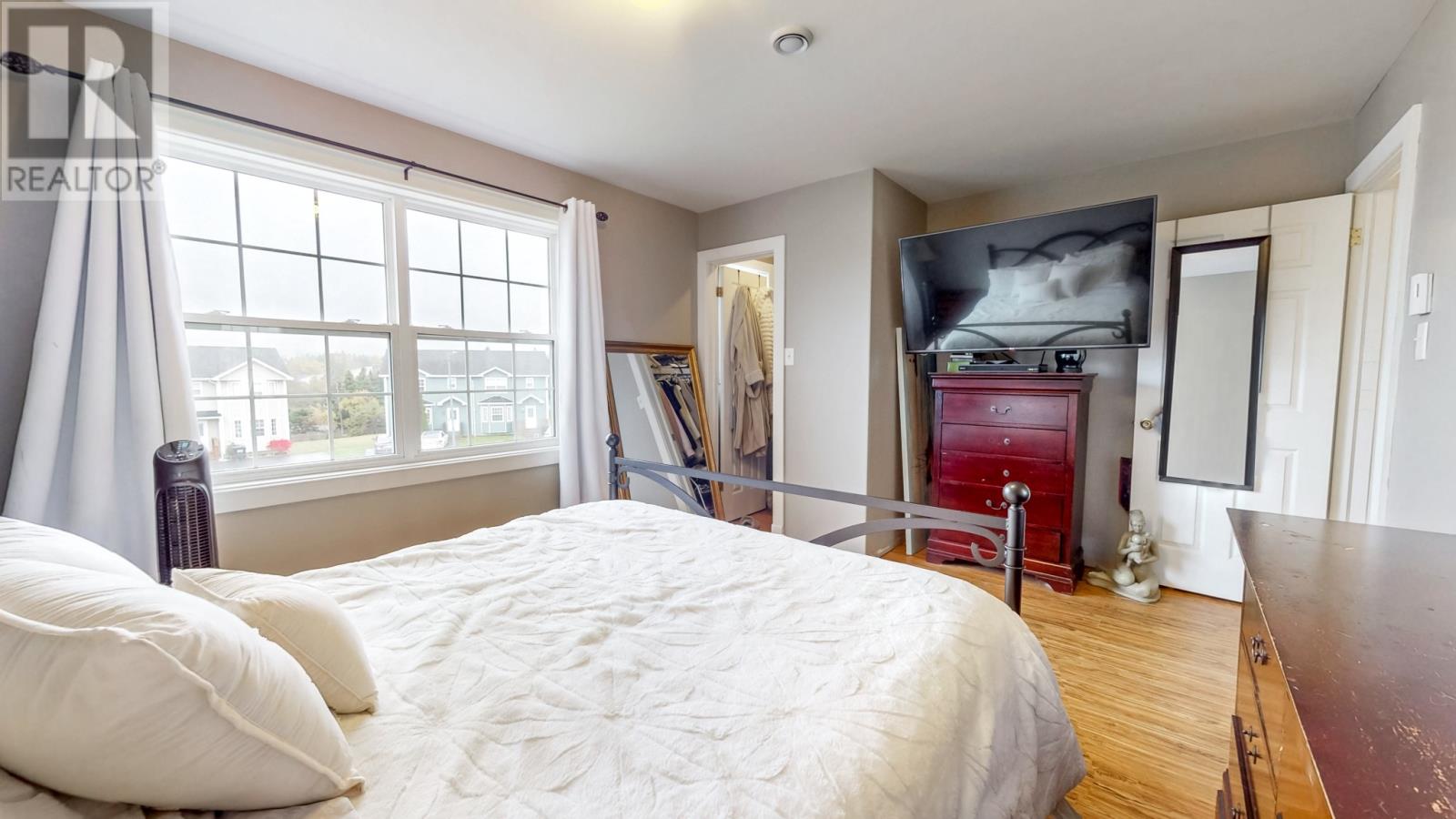15 Maclaren Place - 14