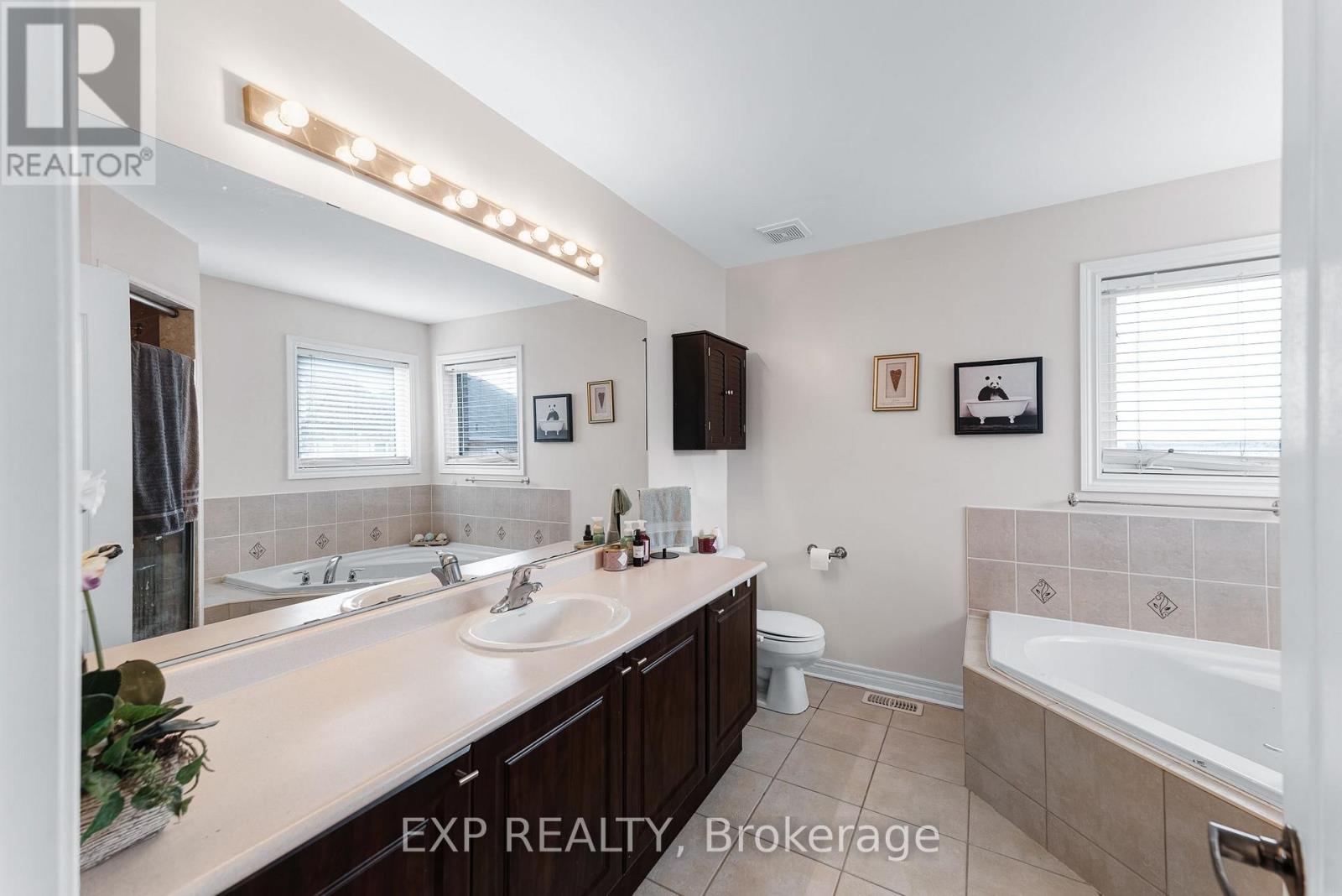 211 Ray Snow Boulevard, Newmarket, ON photo 24