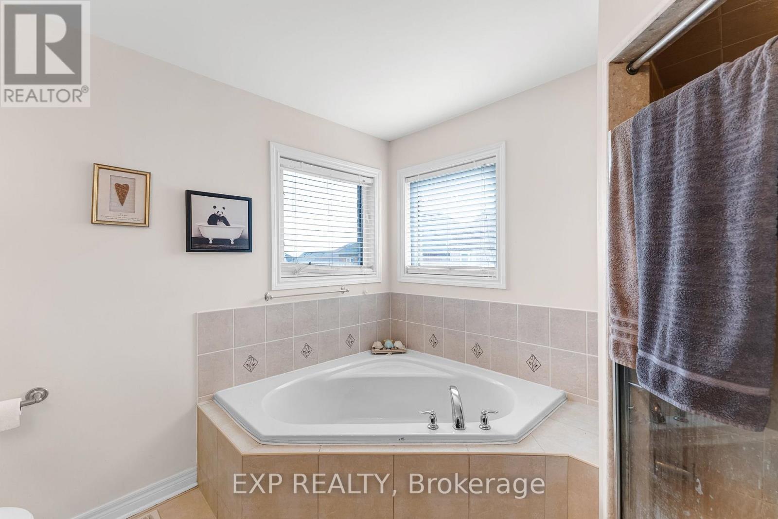211 Ray Snow Boulevard, Newmarket, ON photo 25
