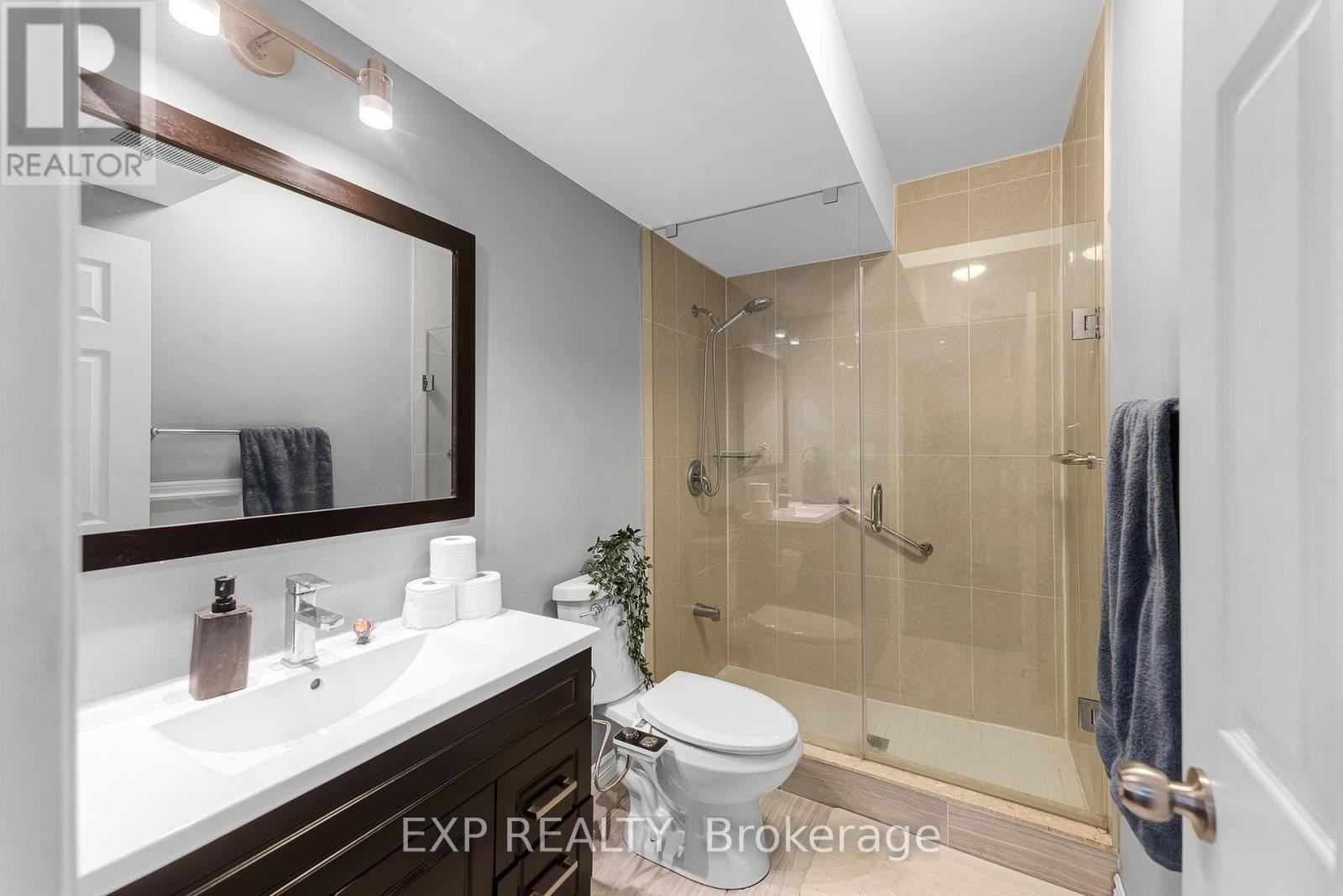 211 Ray Snow Boulevard, Newmarket, ON photo 37