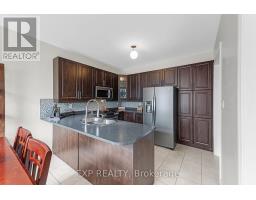 211 Ray Snow Boulevard, Newmarket, ON L3X3J3 Photo 14