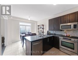 211 Ray Snow Boulevard, Newmarket, ON L3X3J3 Photo 16