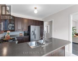 211 Ray Snow Boulevard, Newmarket, ON L3X3J3 Photo 17