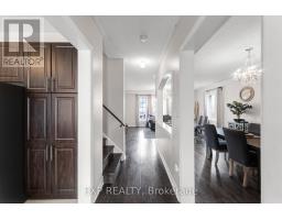 211 Ray Snow Boulevard, Newmarket, ON L3X3J3 Photo 18