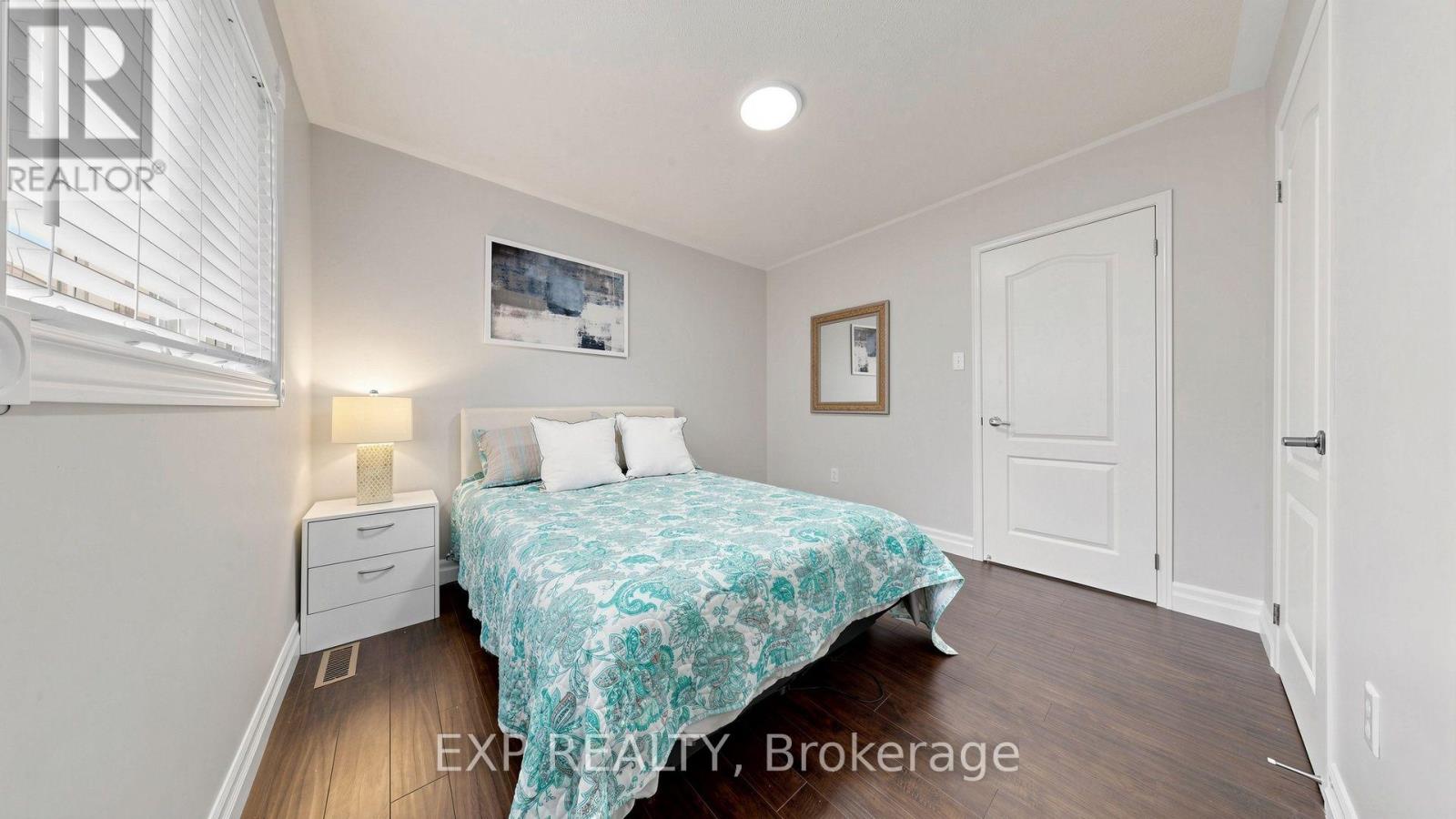 416 Bartholomew Drive, Newmarket, ON photo 20