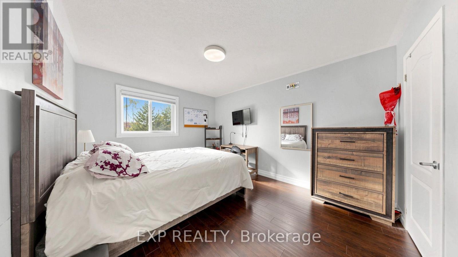 416 Bartholomew Drive, Newmarket, ON photo 21
