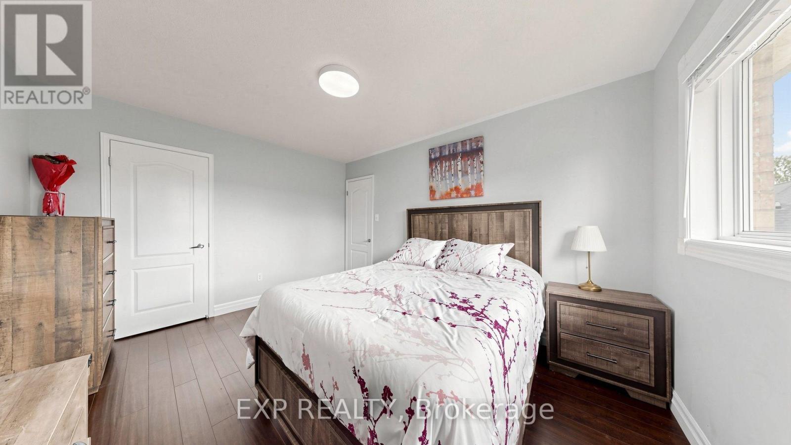 416 Bartholomew Drive, Newmarket, ON photo 22