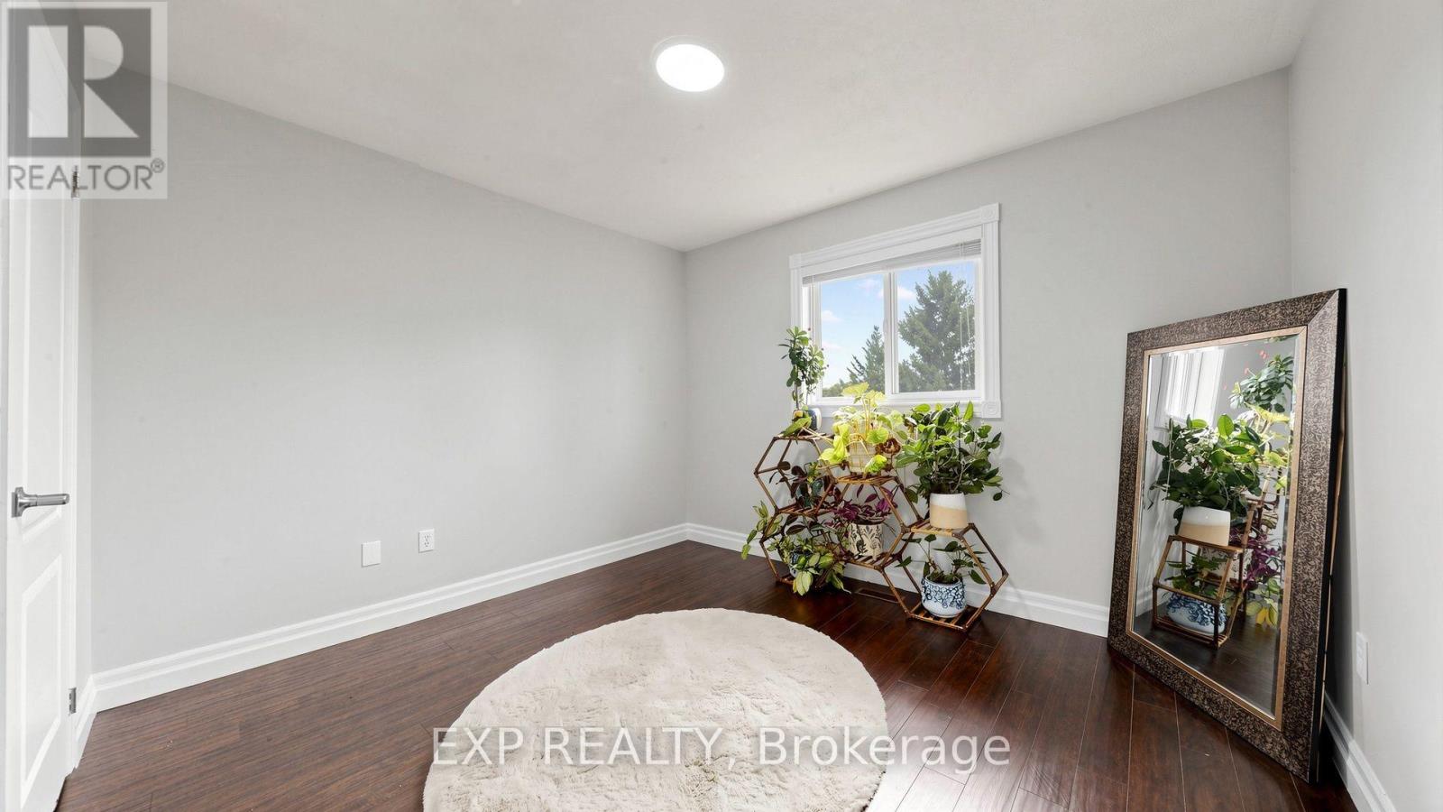 416 Bartholomew Drive, Newmarket, ON photo 23