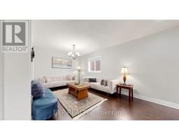 Bedroom 4 - 416 Bartholomew Drive, Newmarket, ON L3X2E5 Photo 12