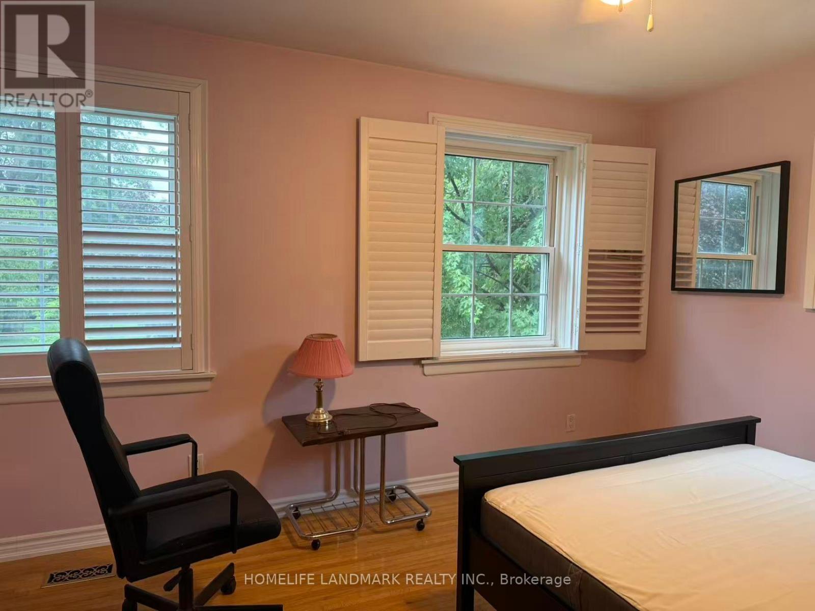 83 Lincoln Green Drive — photo 12