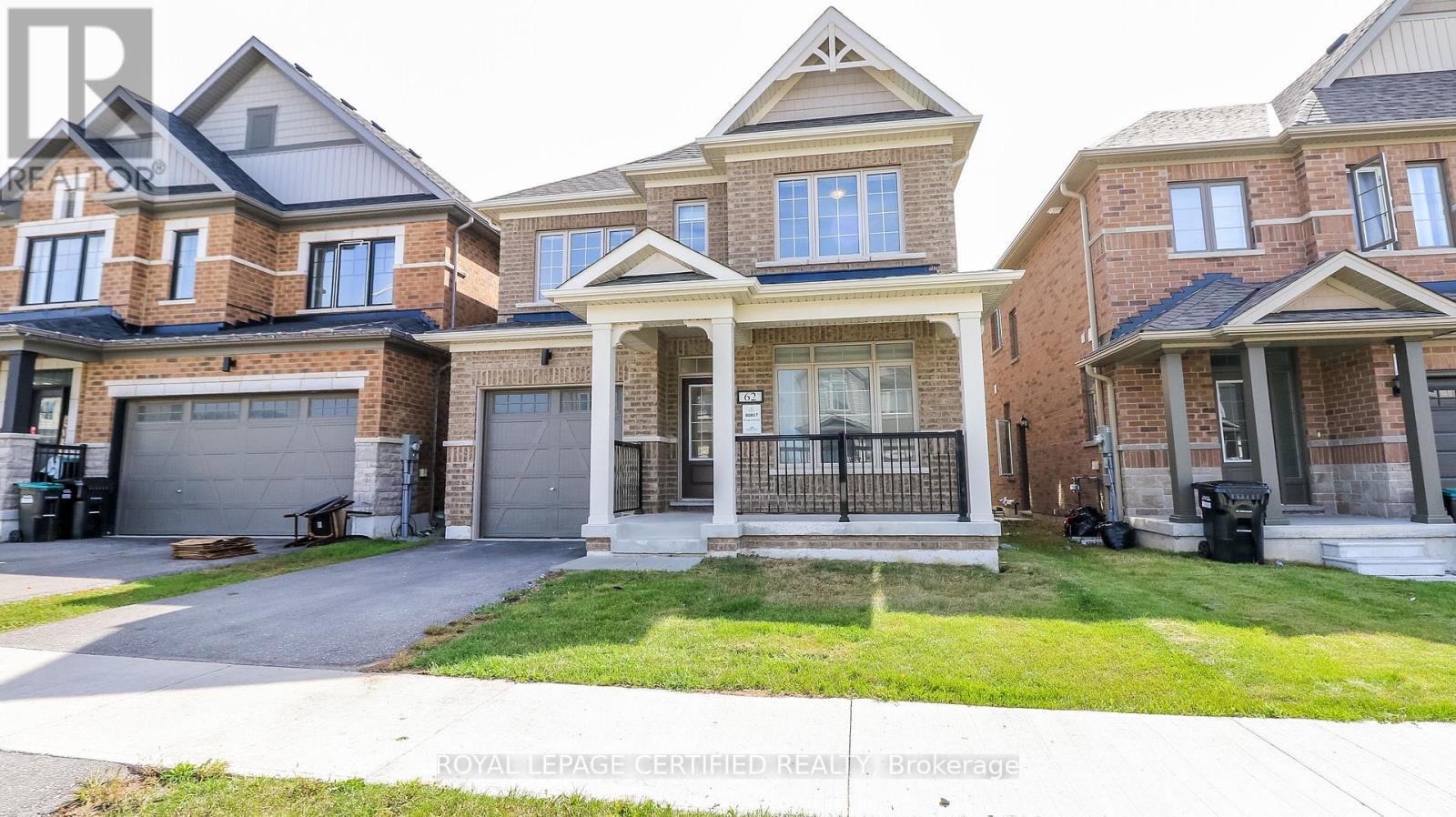 62 Sagewood Avenue, Barrie, ON photo 2