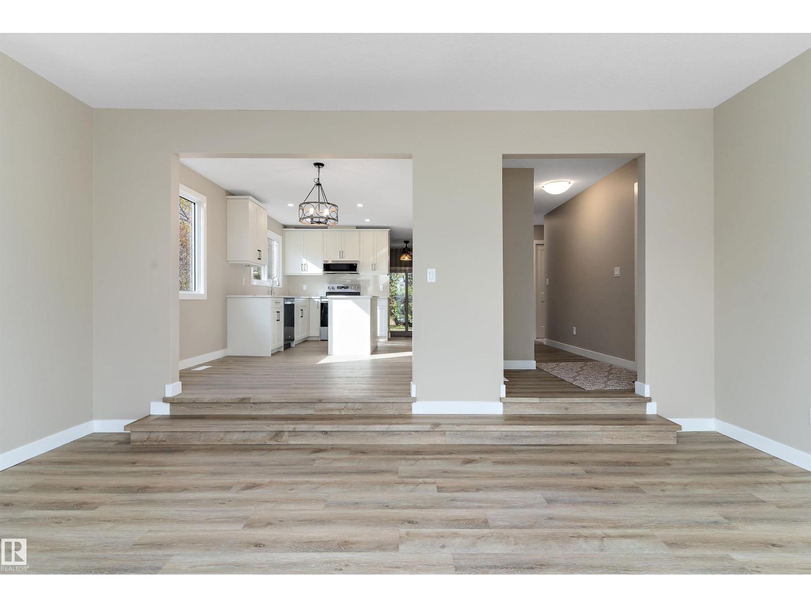 1 Larson Avenue, photo 19