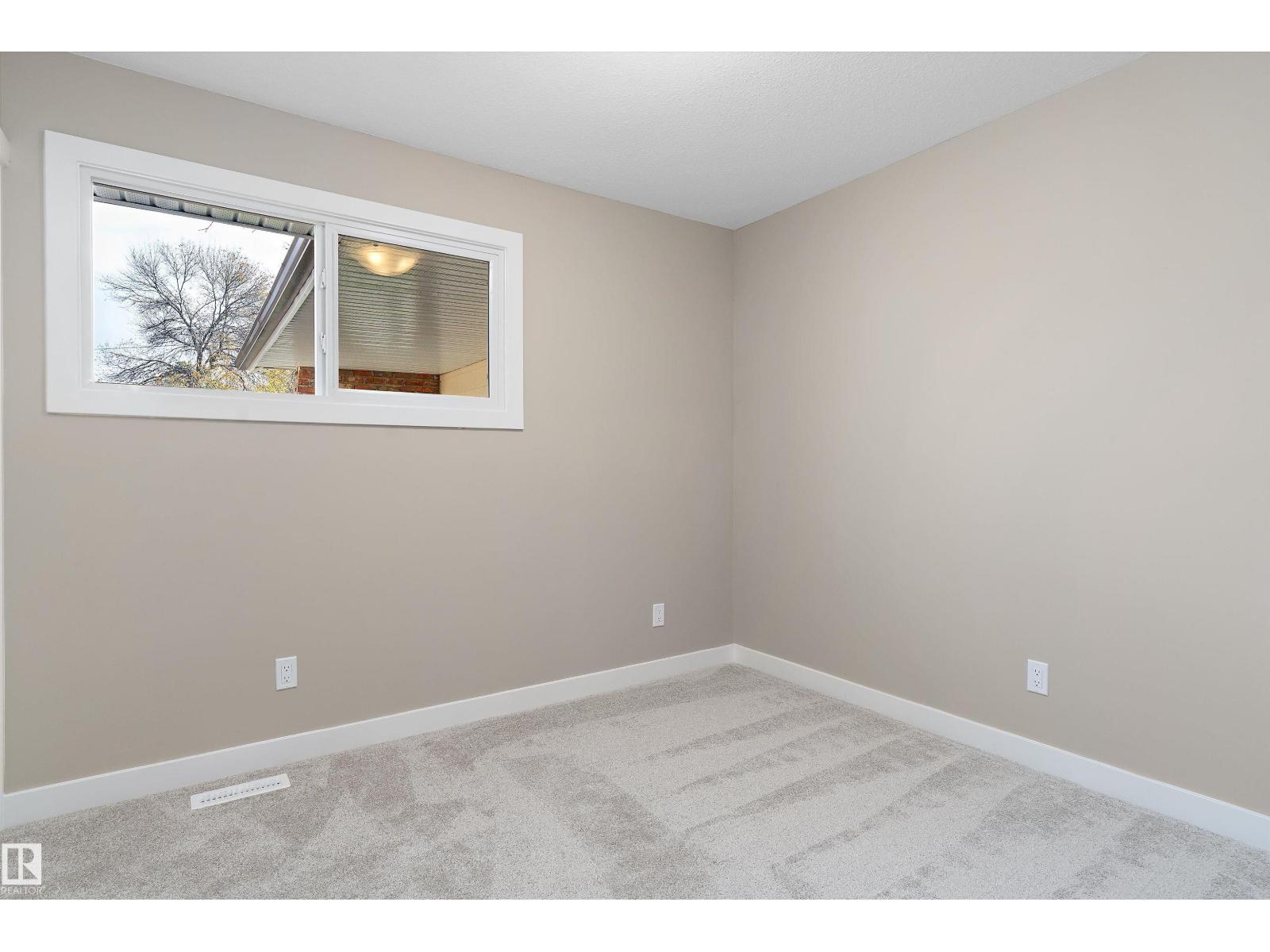1 Larson Avenue, photo 23