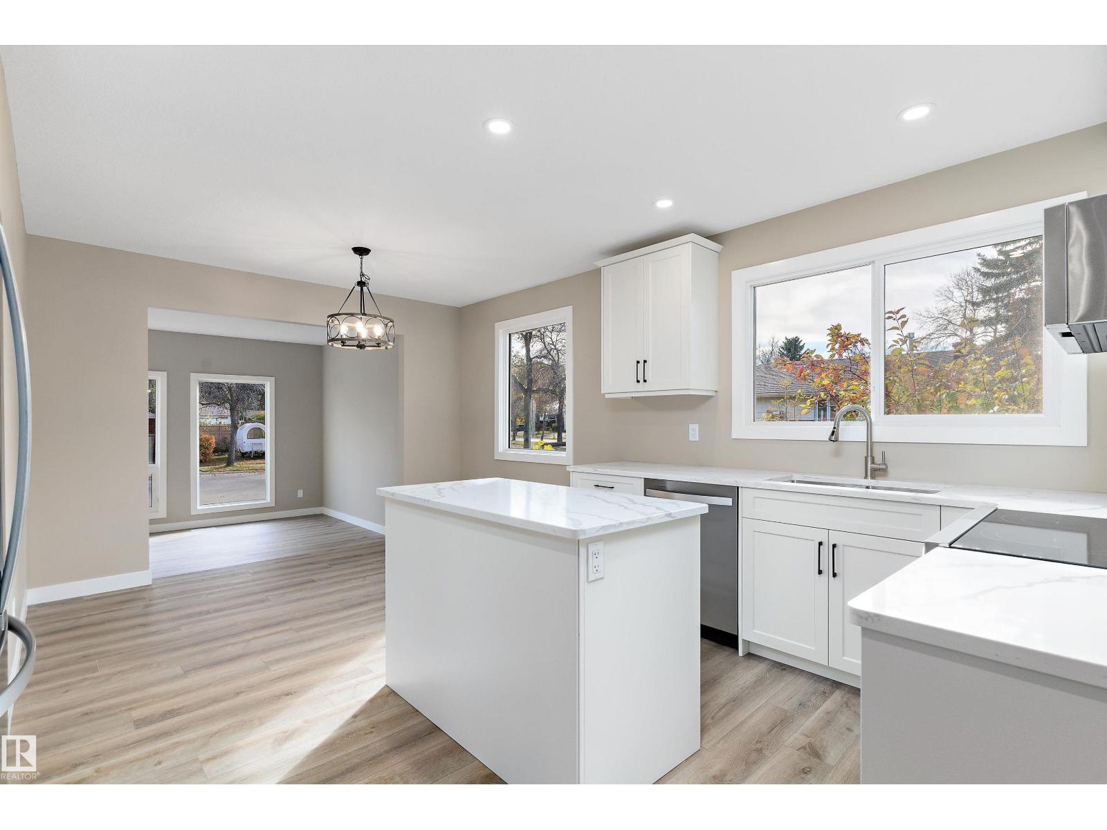 1 Larson Avenue, photo 11
