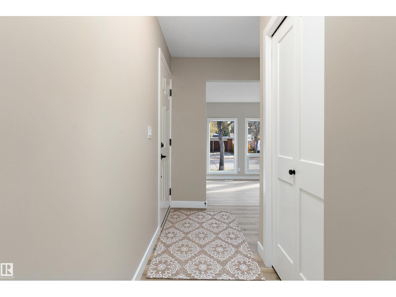 1 Larson Avenue, photo 21