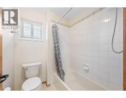 118 Lakeview Shores, Chestermere, AB T1X1H1 Photo 32