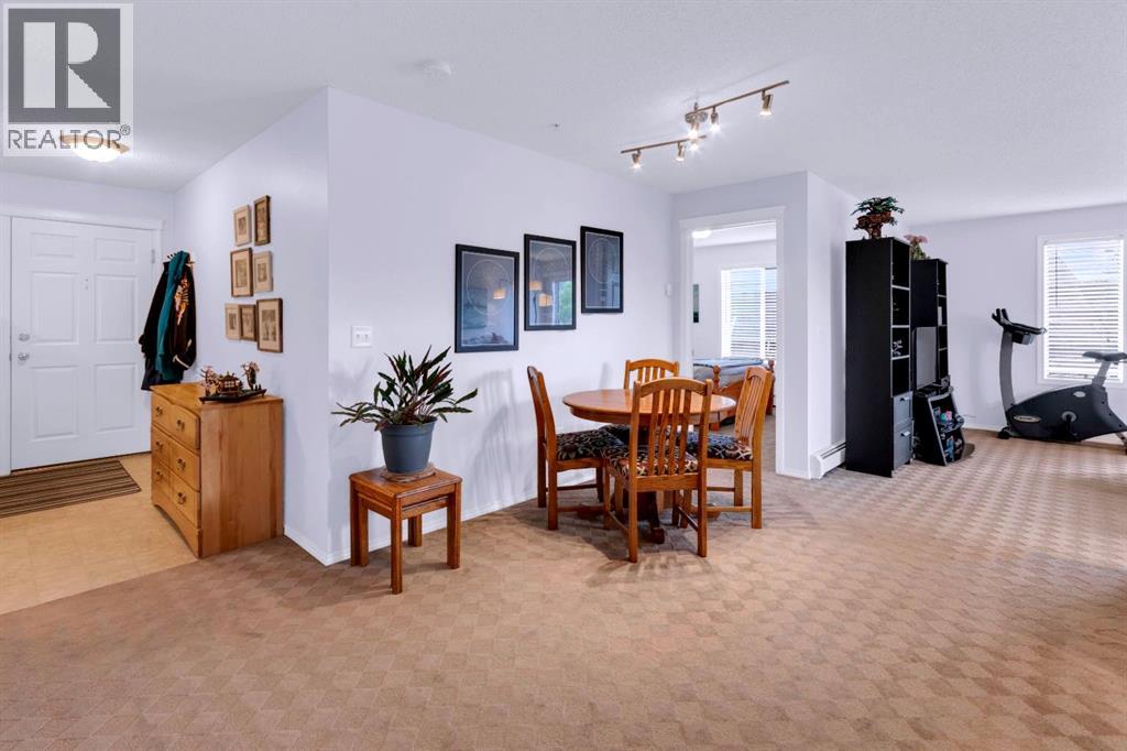 7201, 70 Panamount Drive NW - photo 3