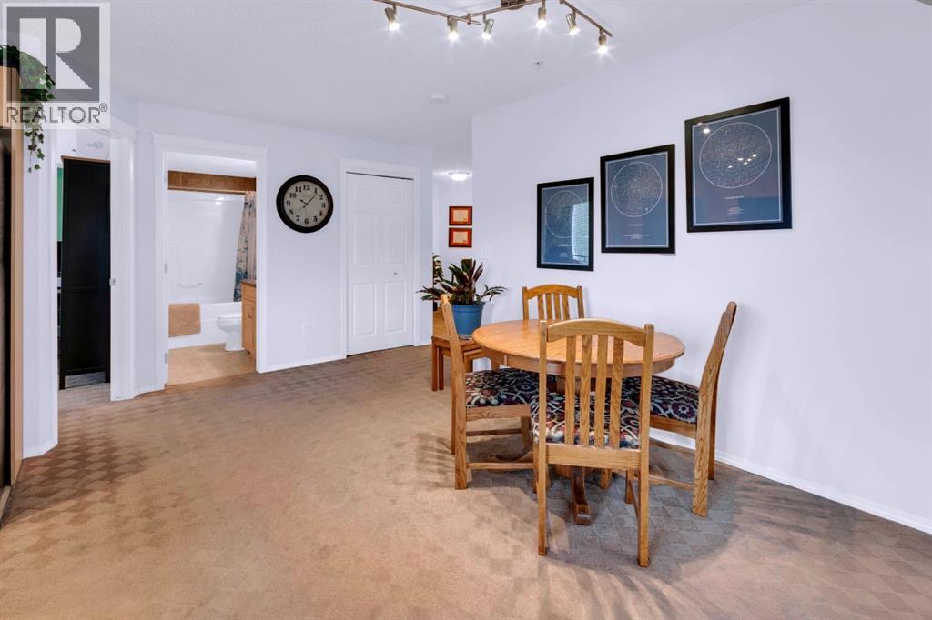 7201, 70 Panamount Drive NW - photo 5