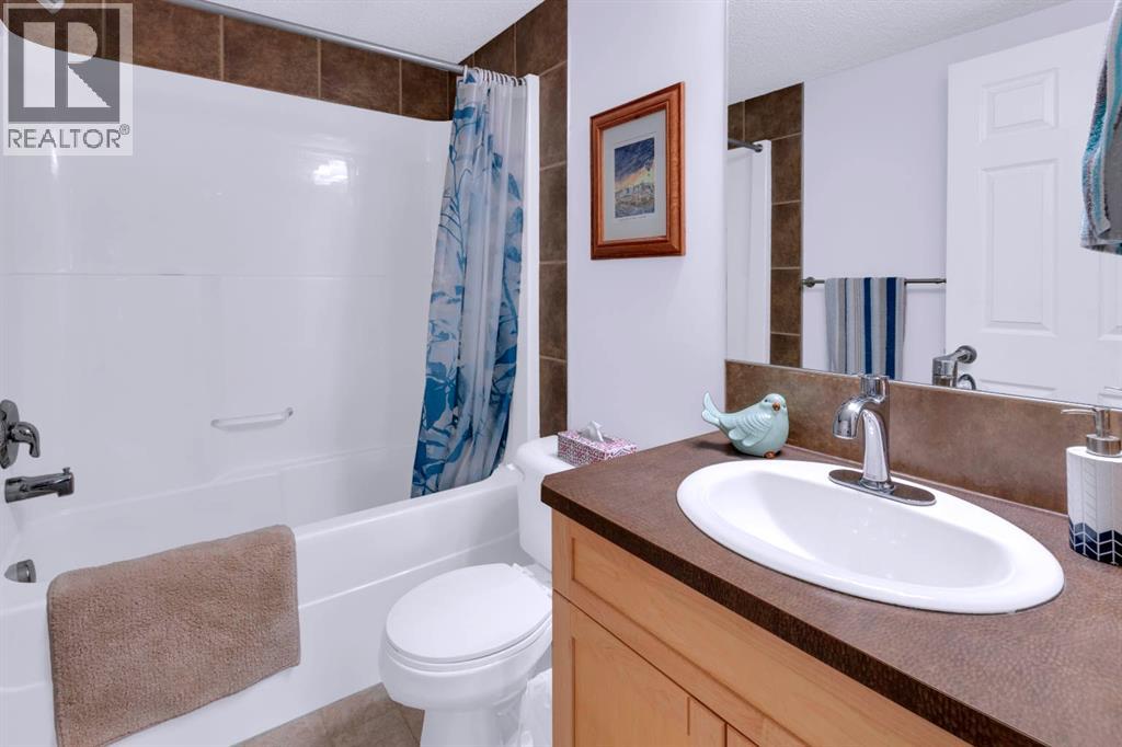 7201, 70 Panamount Drive NW - photo 24