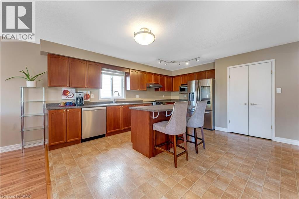 320 Brandenburg Place — photo 15