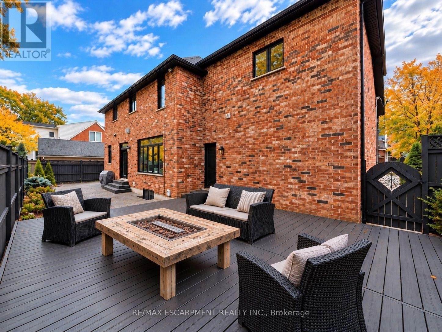991 Glenwood Avenue, Burlington, ON photo 48