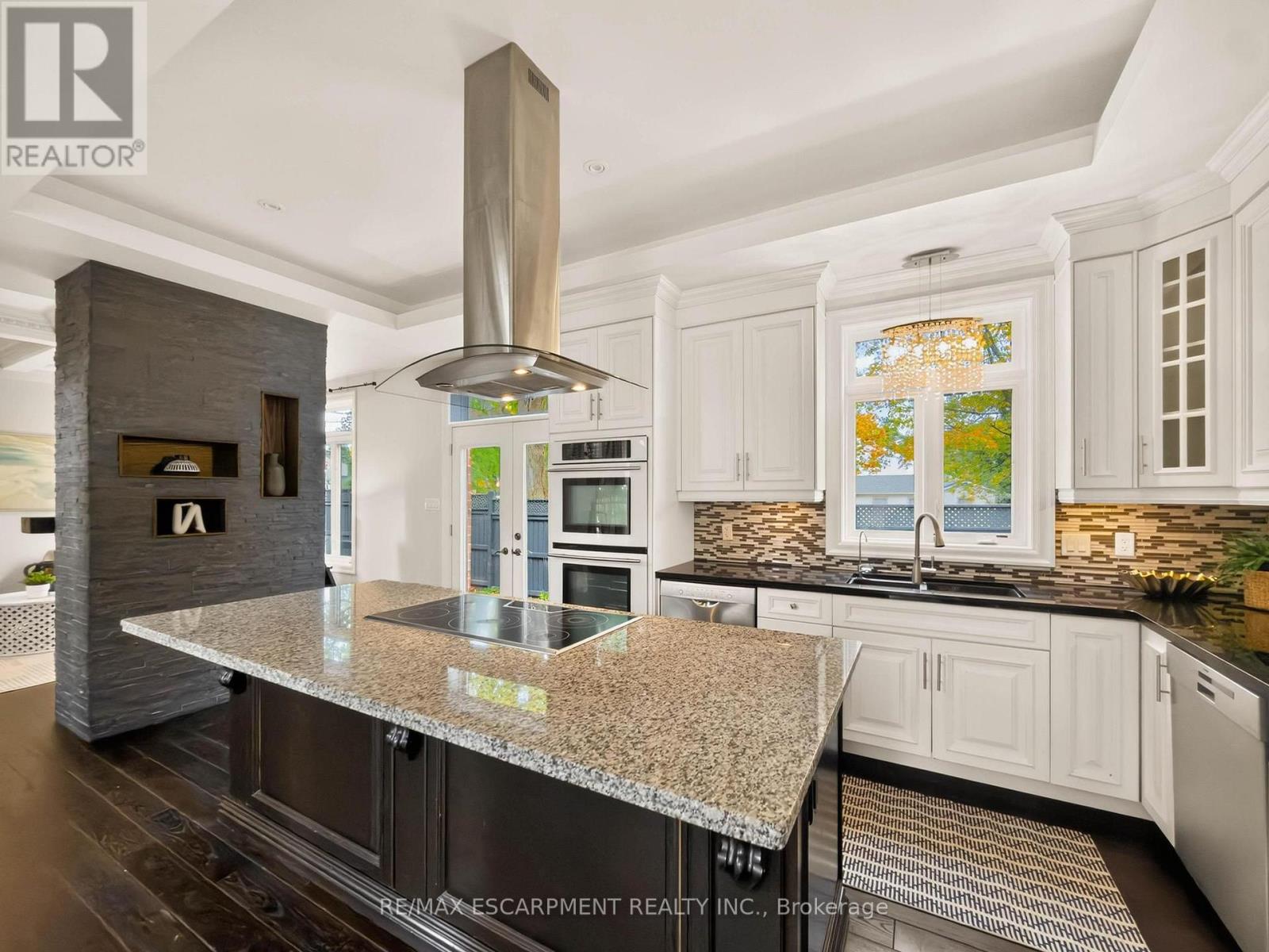 991 Glenwood Avenue, Burlington, ON photo 8