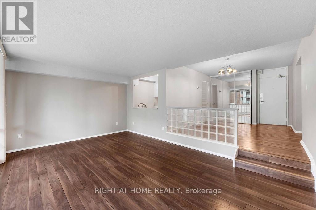 206- 270 Scarlett Road, Toronto, ON photo 11