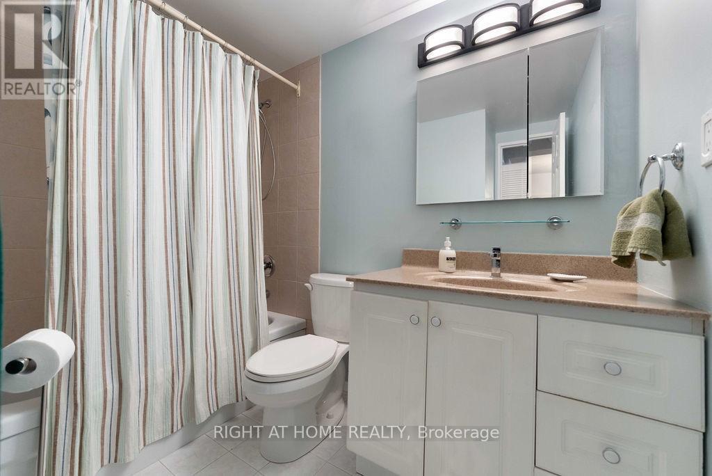 206- 270 Scarlett Road, Toronto, ON photo 18