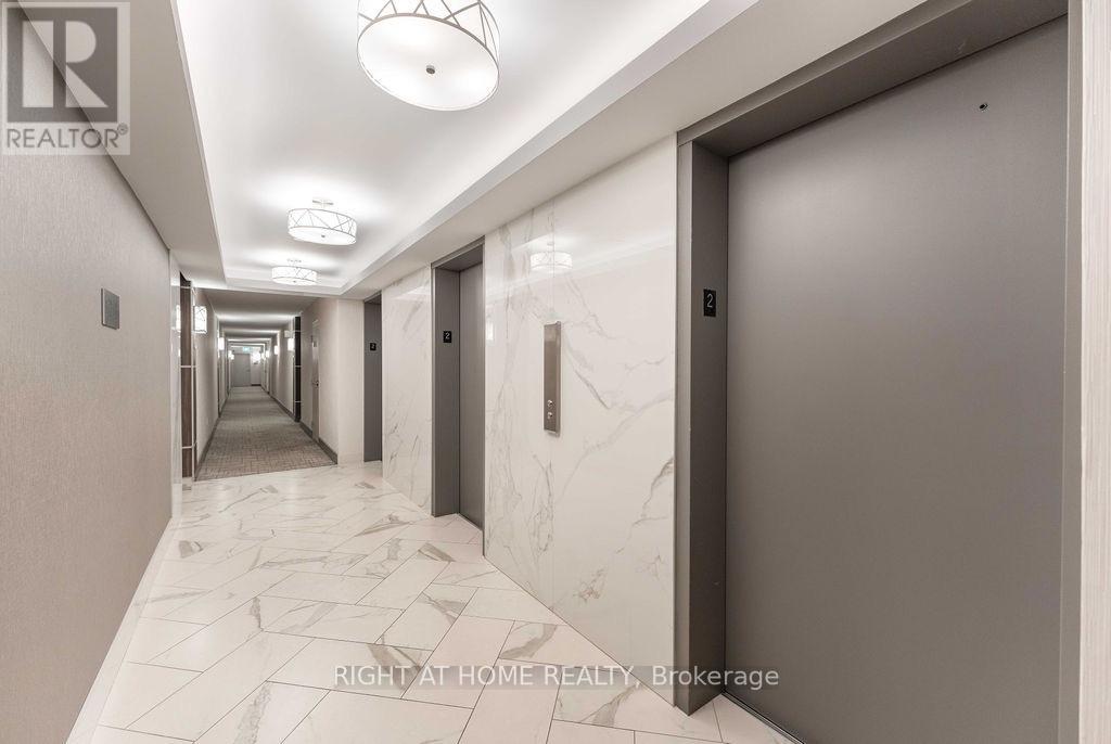 206- 270 Scarlett Road, Toronto, ON photo 3