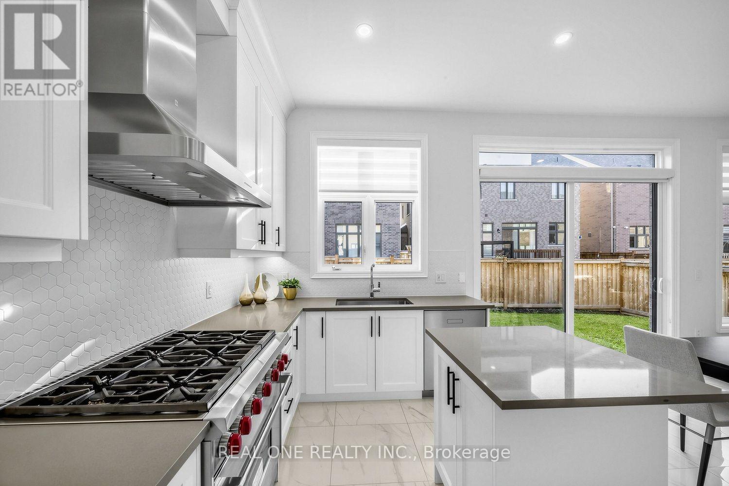 1382 Queens Plate Road, Oakville, ON photo 13
