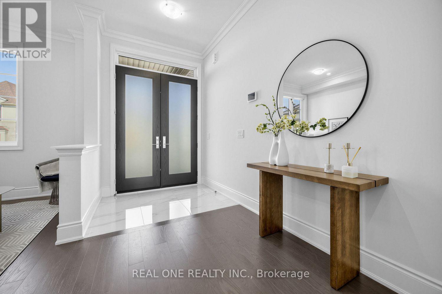1382 Queens Plate Road, Oakville, ON photo 5