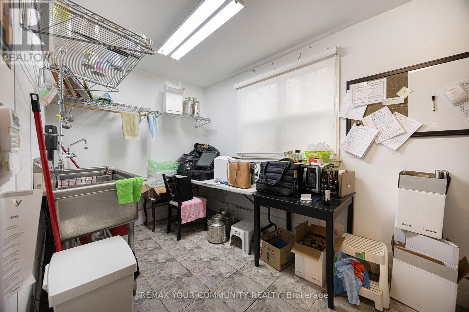 151 Roncesvalles Avenue — photo 24