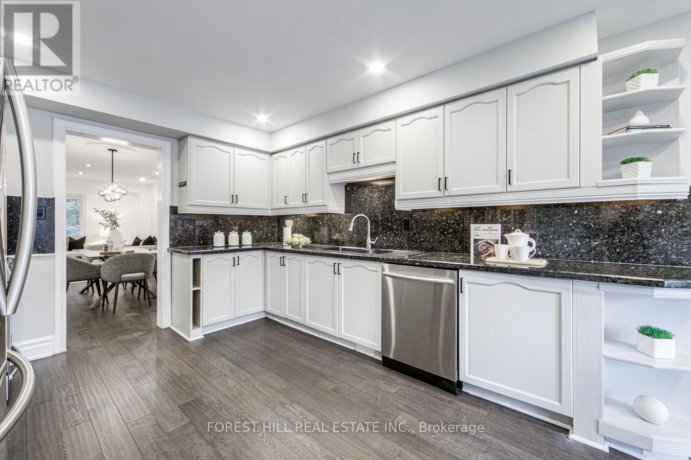 #32 3265 SOUTH MILLWAY - 18