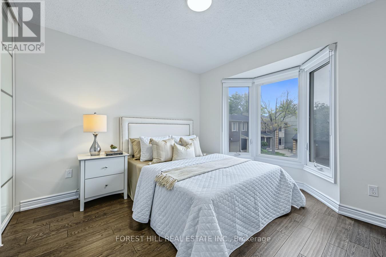 #32 3265 SOUTH MILLWAY - 34
