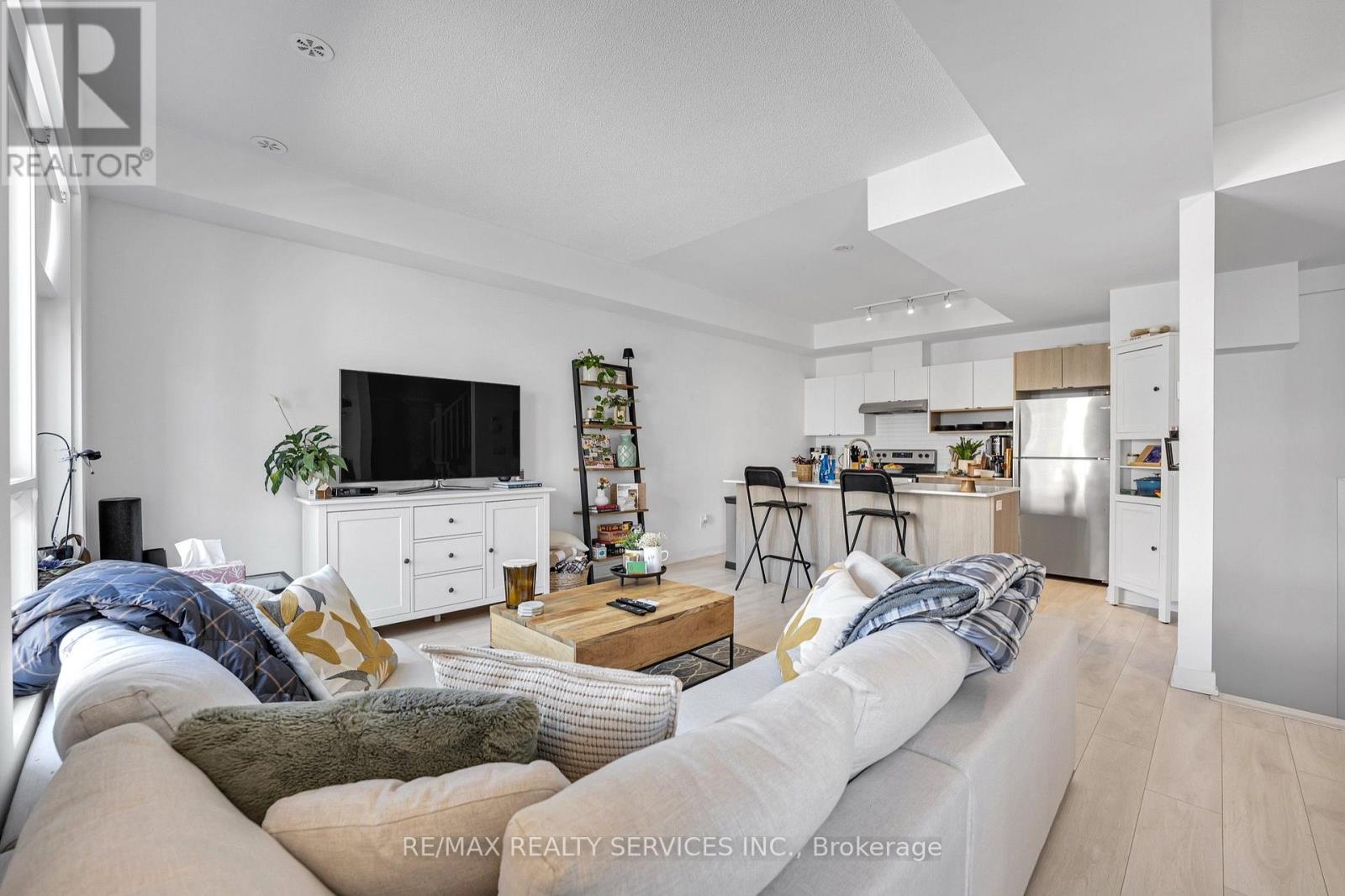 1121 Cooke Boulevard — photo 13