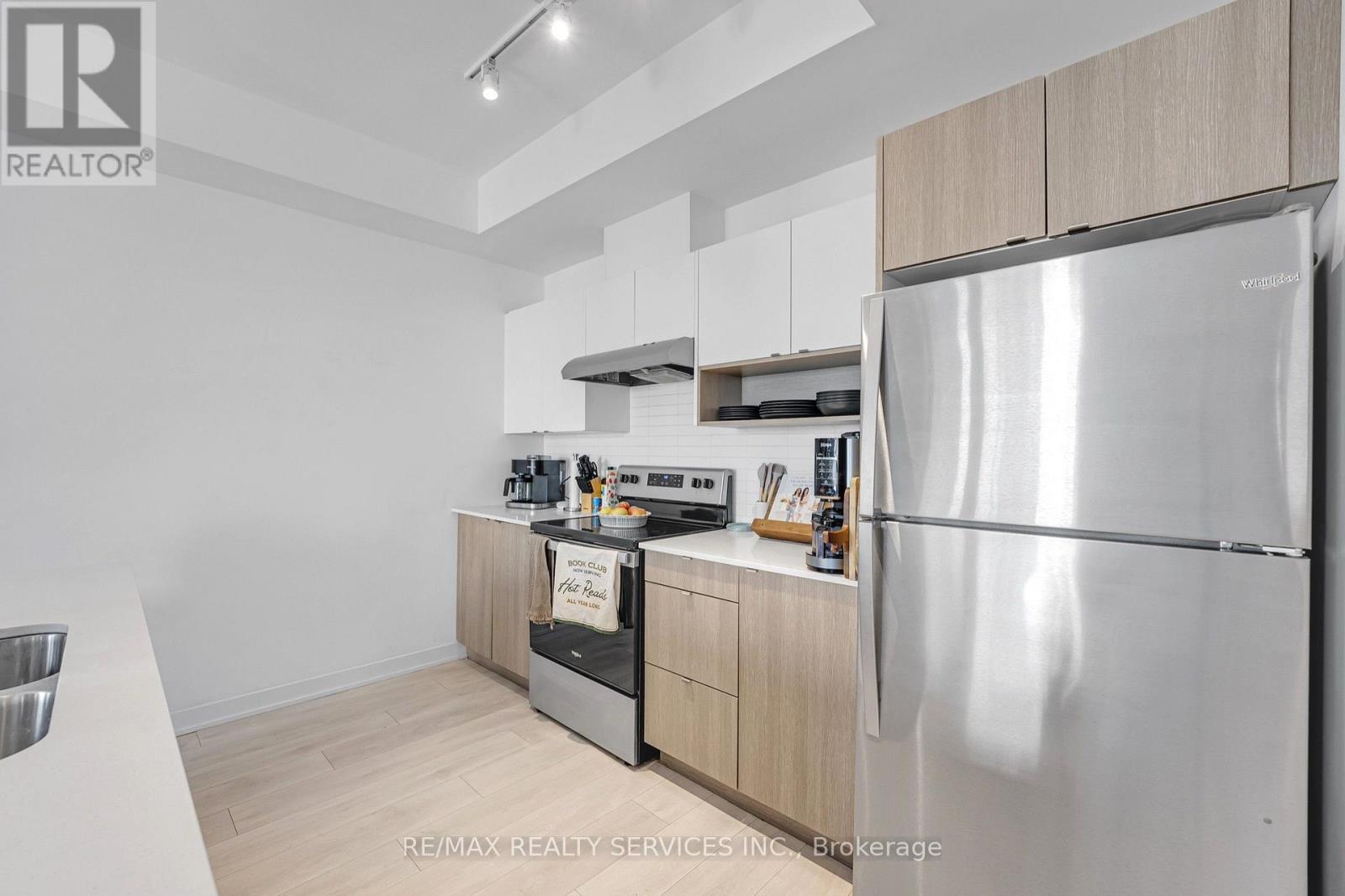 1121 Cooke Boulevard — photo 16