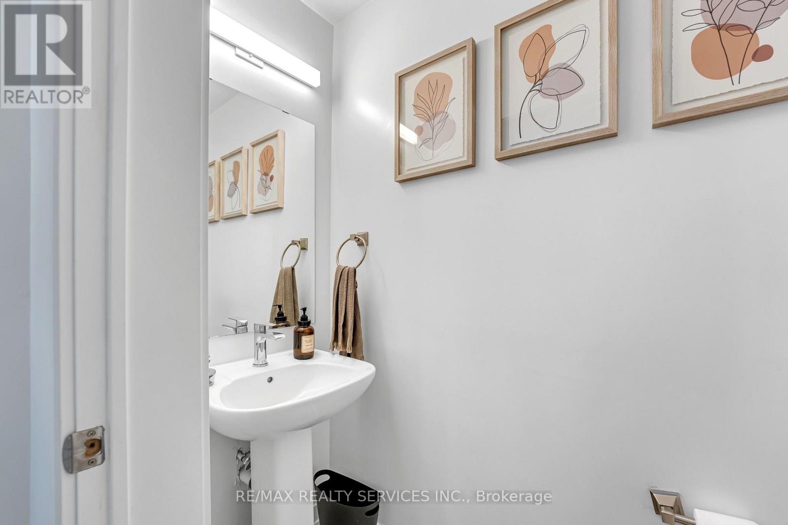 1121 Cooke Boulevard — photo 34