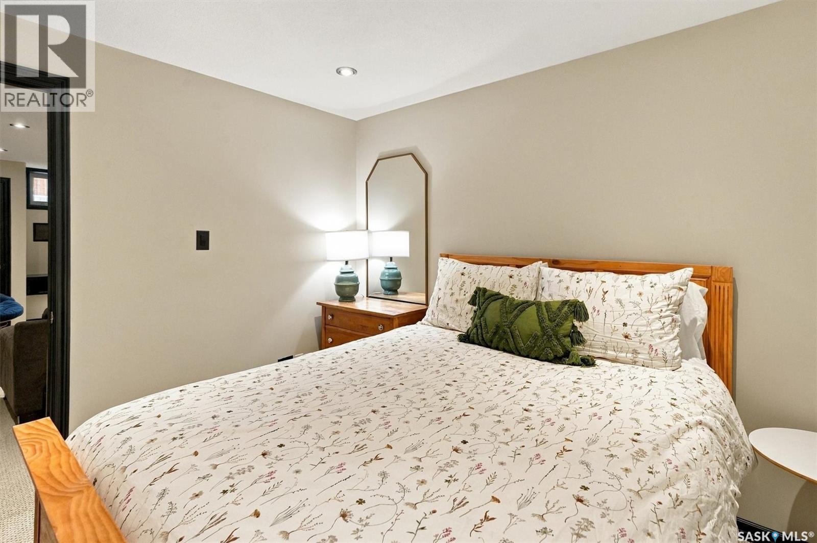311 Denham COURT, Saskatoon — photo 32