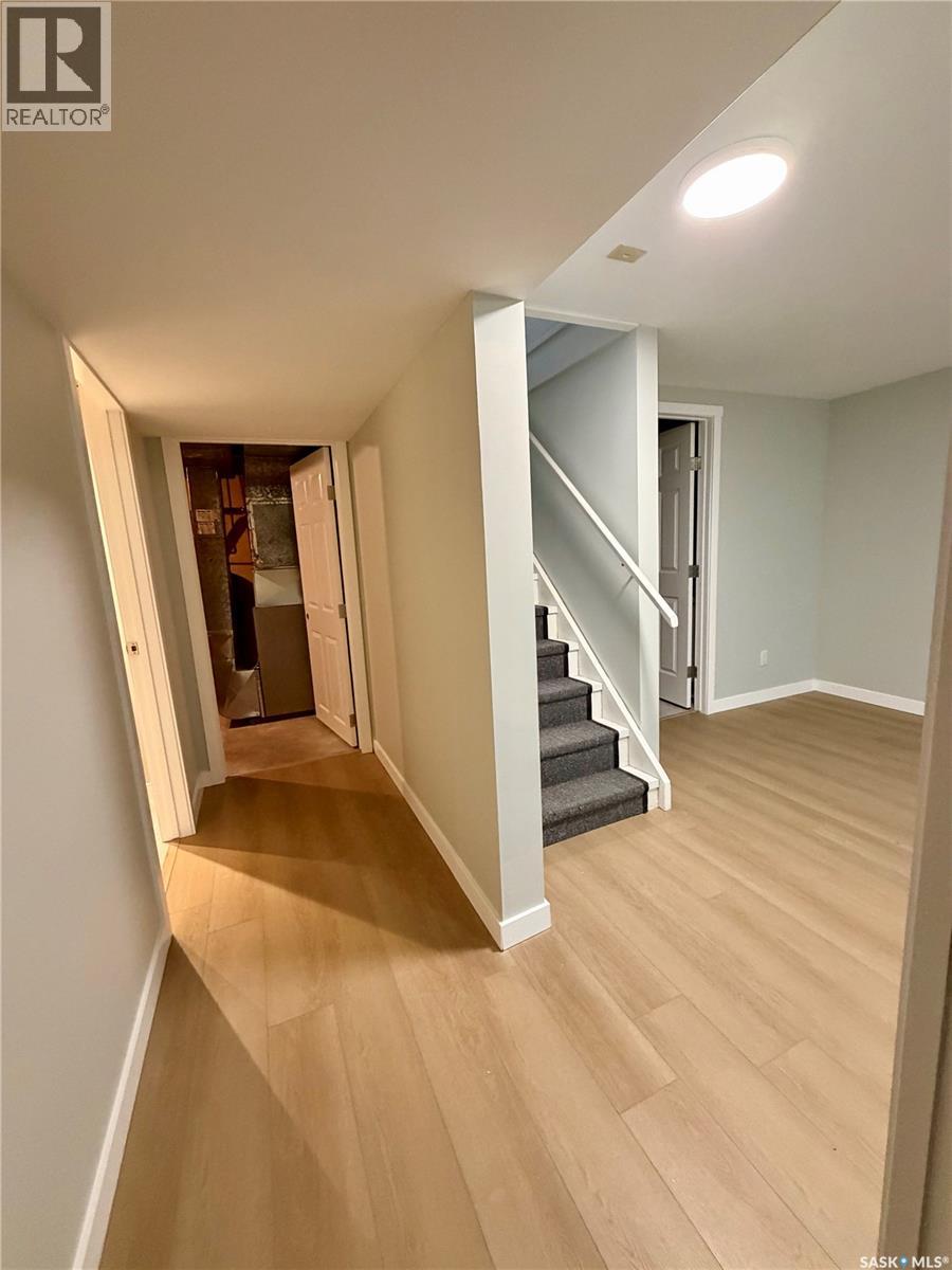 713 Birch CRESCENT - 36