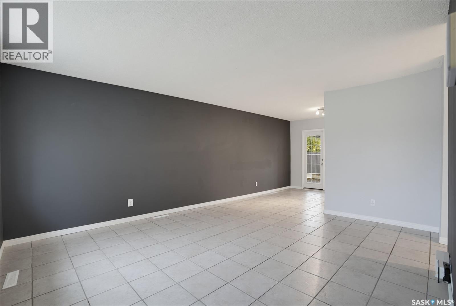 706 S AVENUE N - 4