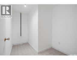 706 S Avenue N, Saskatoon, SK S7L3A3 Photo 16
