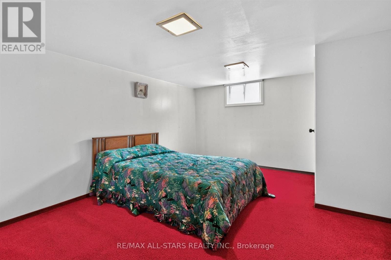 12 ADANAC DRIVE - 24